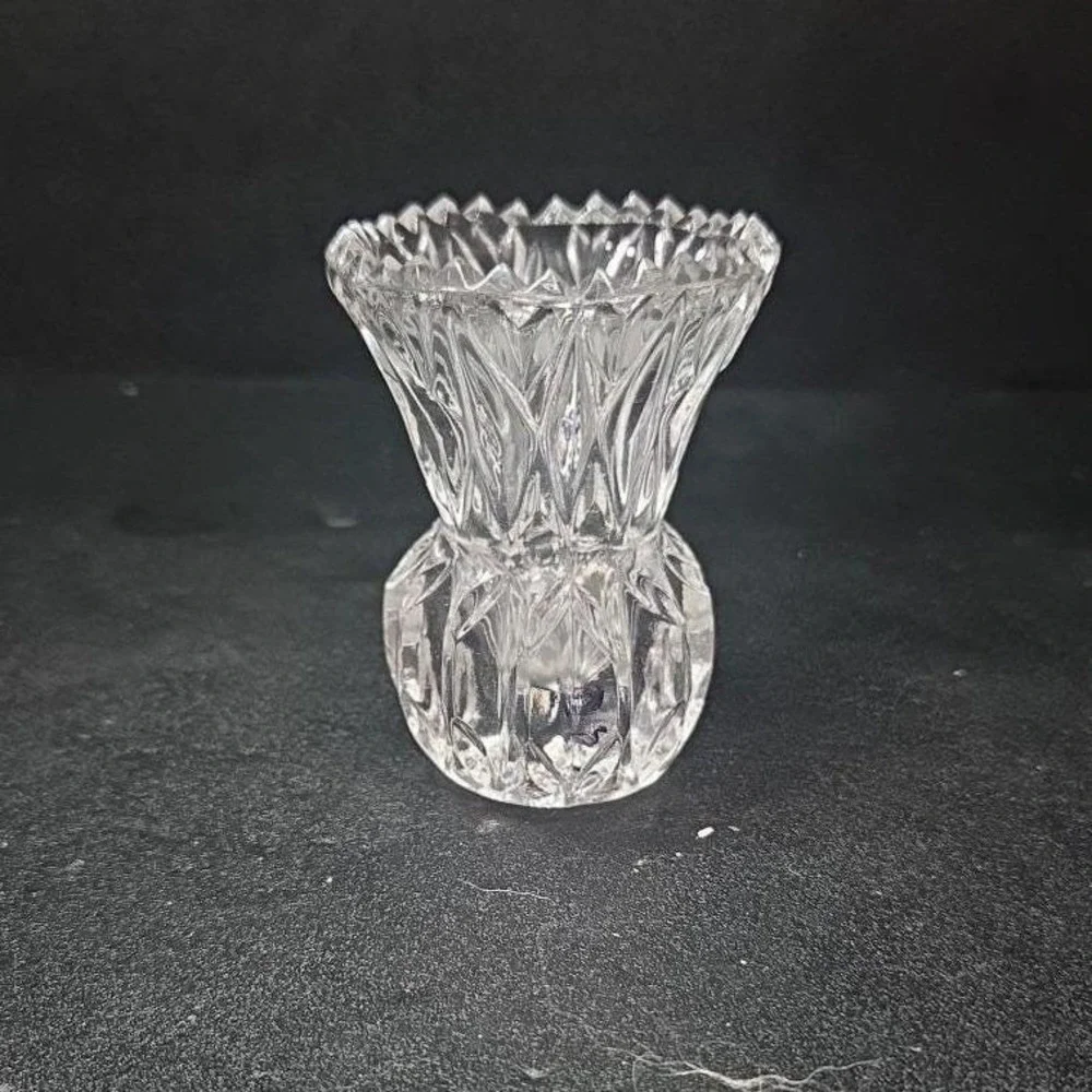 Crystal Thistle Pineapple Toothpick Holder, Vtg Glass Bud Vase, Saw Edge Design‎
